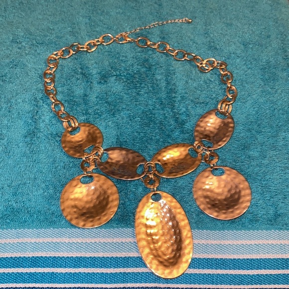 Great Used Costume large like  brass metal hammered and chain necklace - Picture 3 of 3